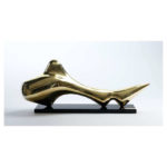 Figura sdraiata, fusione in bronzo su base in marmo nero del Belgio, cm 25x61x17, esemplare 5/10, 194-50.